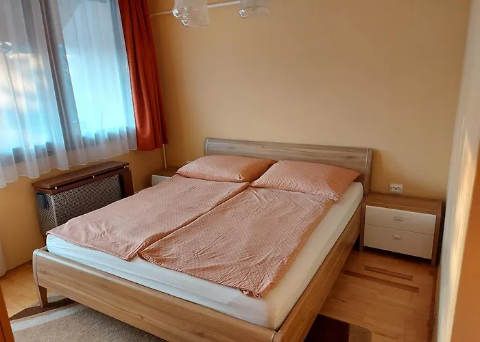 Eliza Haza Balatonlelle